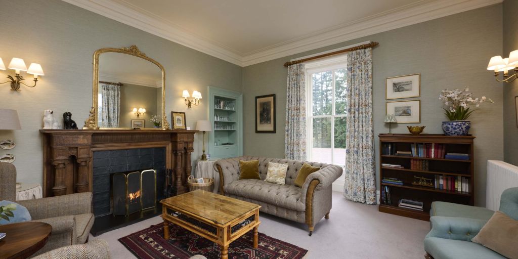 Living room 2